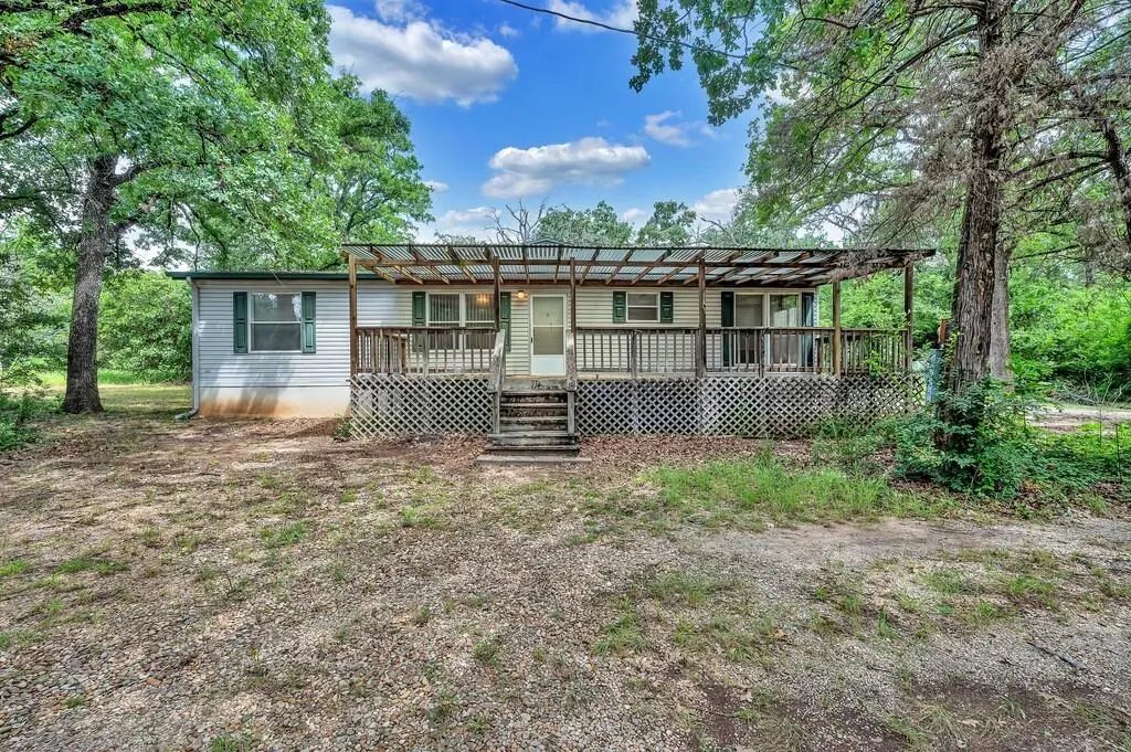 380 Oakgrove Circle, Elm Mott