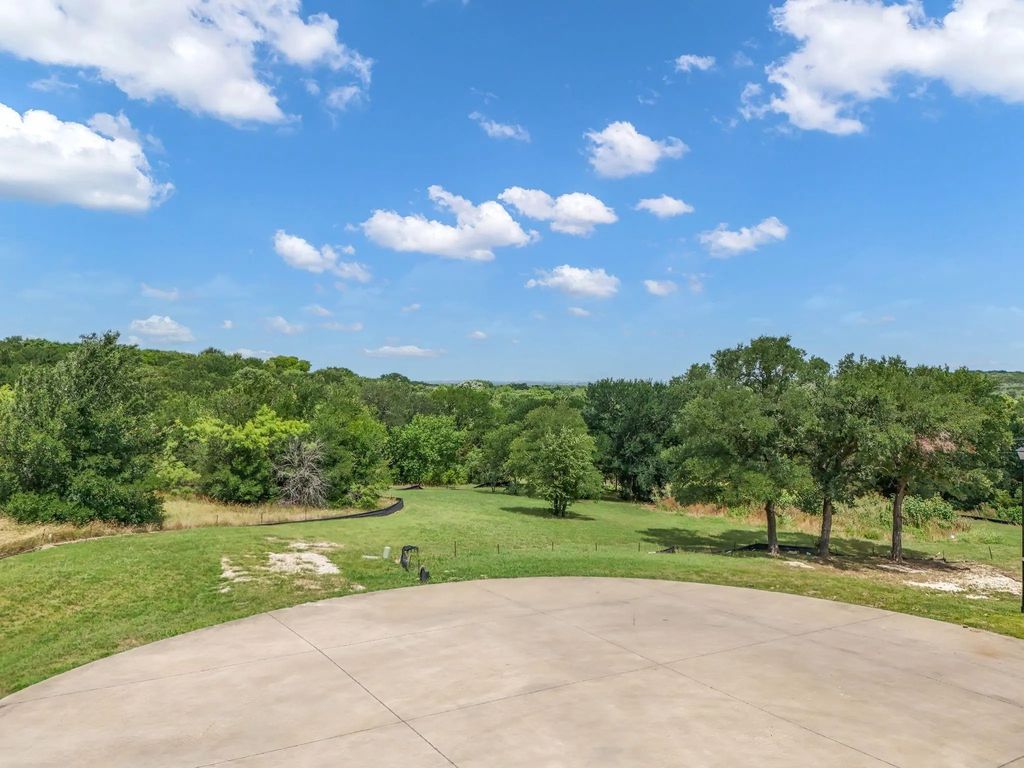 2407 Clear Creek Court, Cedar Hill