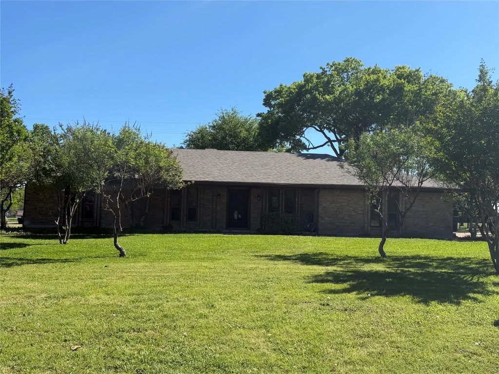322 Willow Wood Street, Murphy