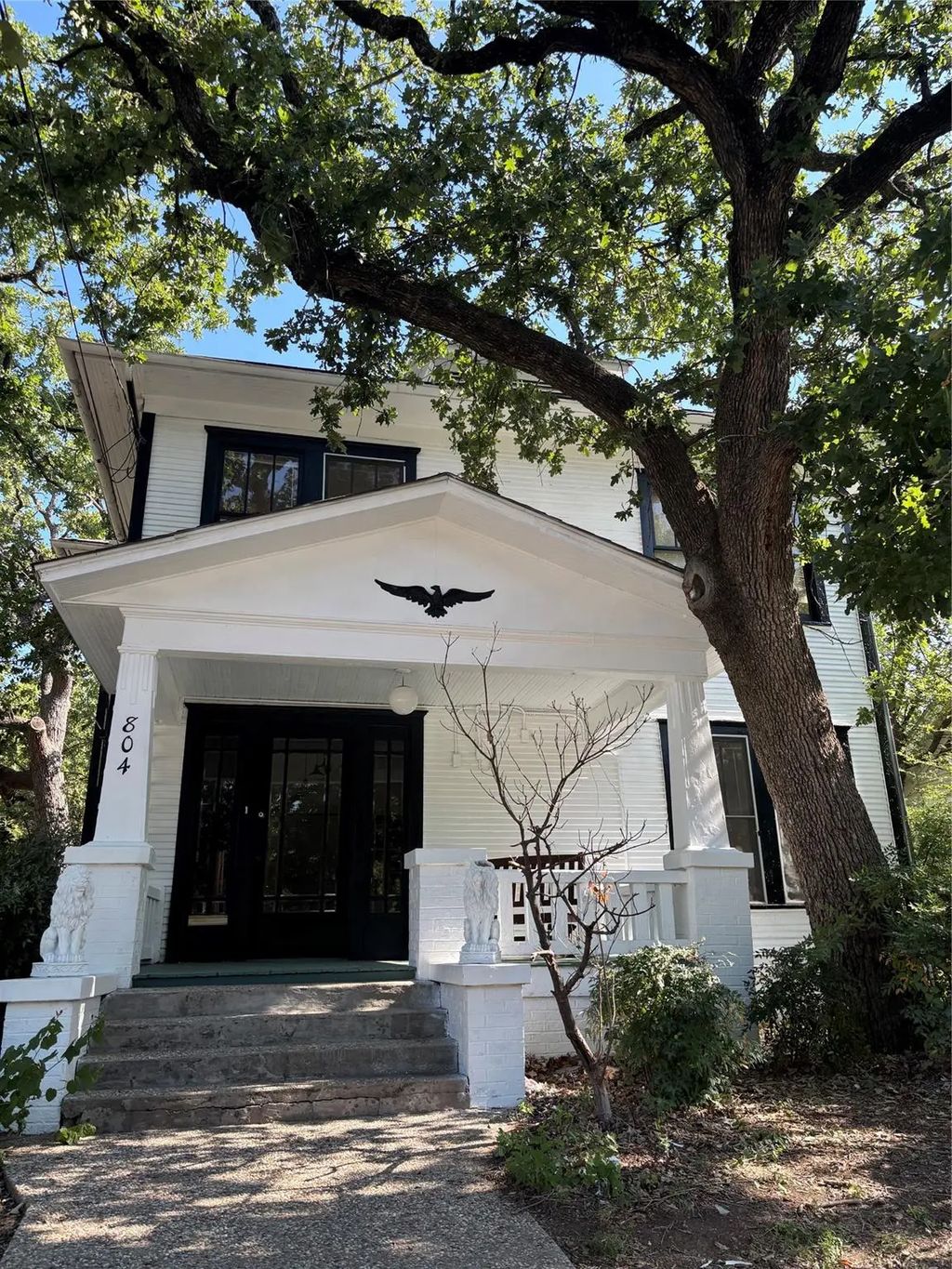 804 W Hickory Street, Denton