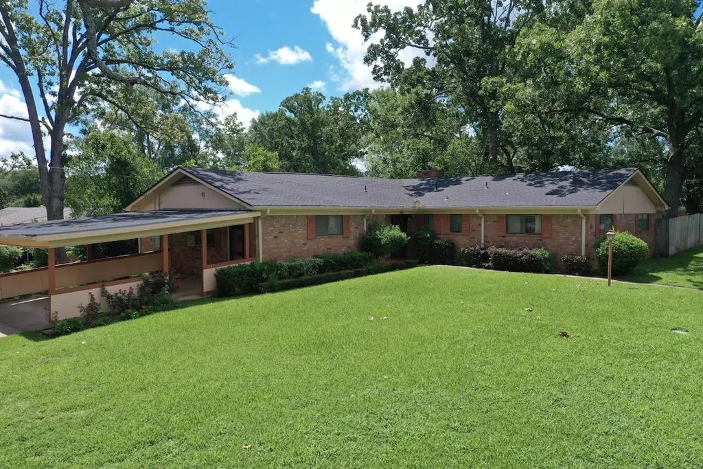 204 Crosby Drive, Henderson
