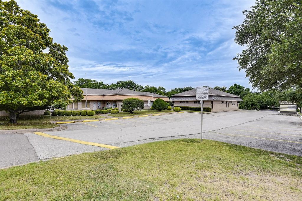 527 W Wheatland, Duncanville