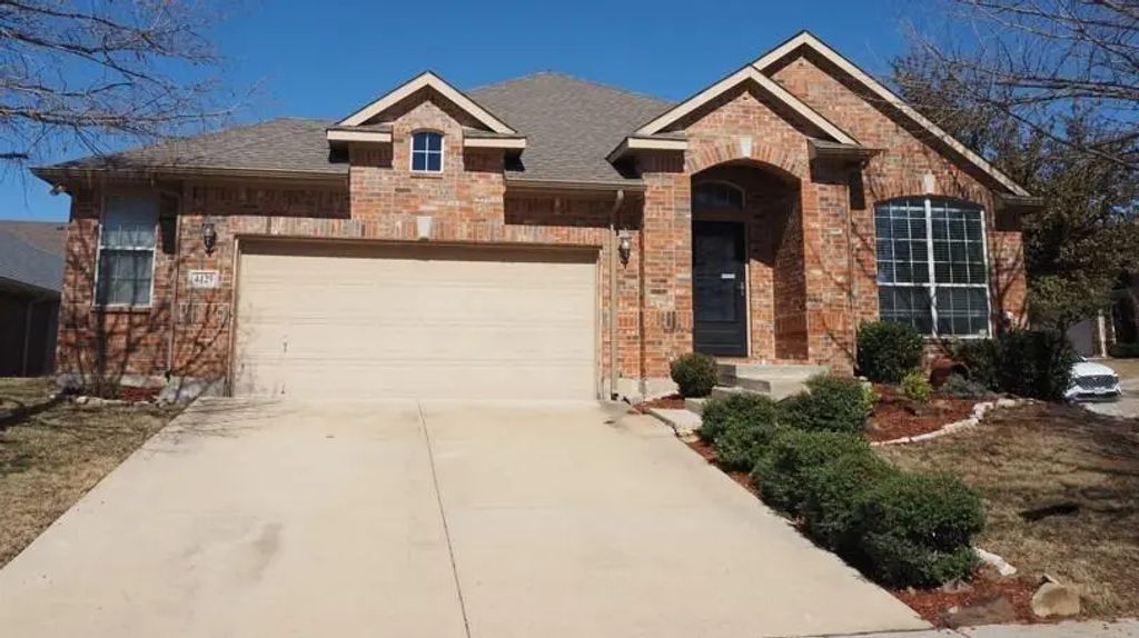 4429 Monnig Lane, Fort Worth