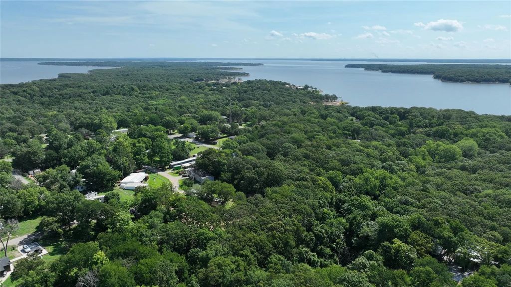 150 Applecross Lane, Pottsboro