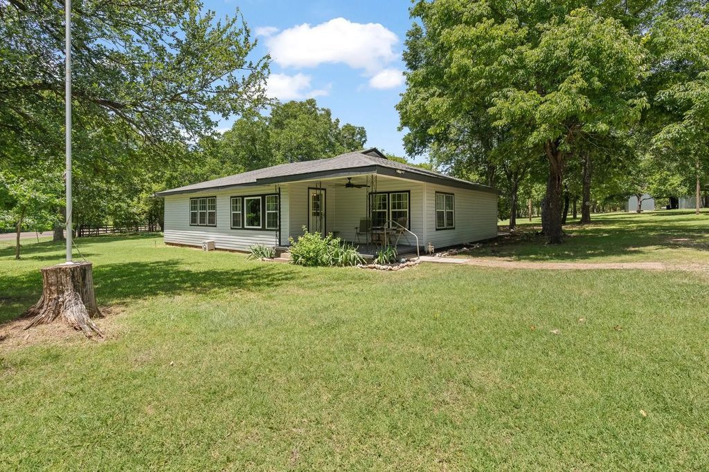 9936 Fm 1902, Crowley
