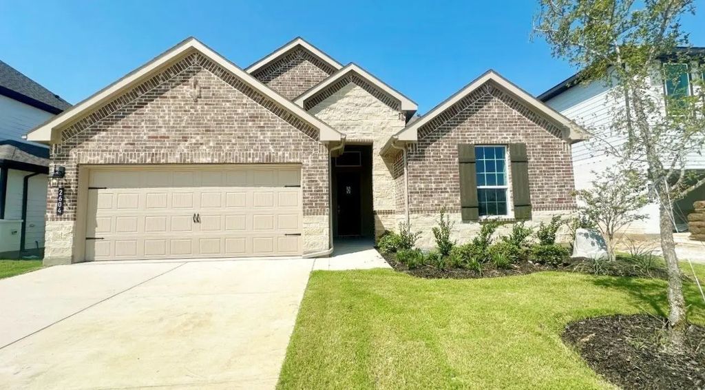 2704 Starling Street, Denton