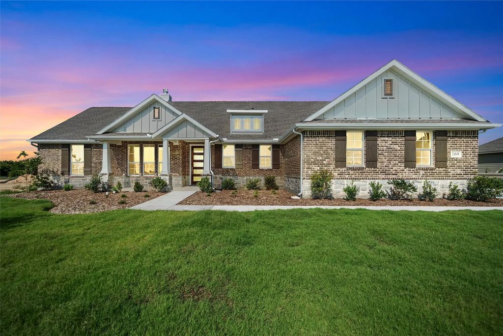 169 Brandywine Trail, New Fairview