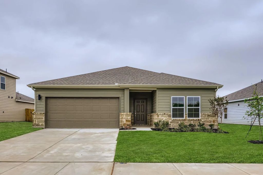 1013 Park Oak Lane, Crowley
