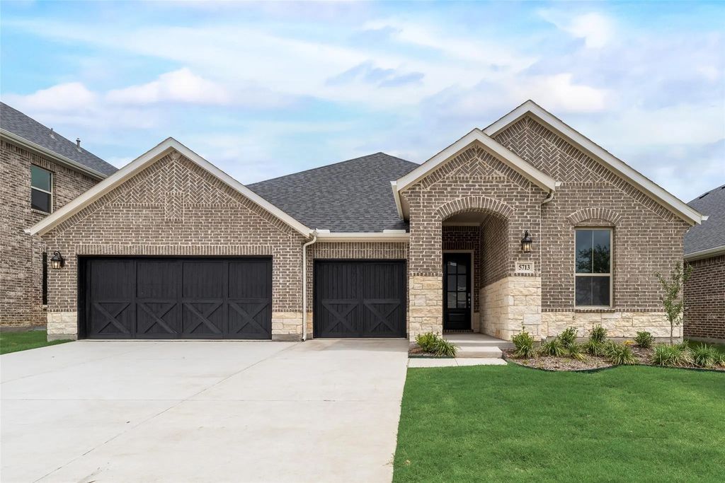 5713 Ferrers Drive, Celina
