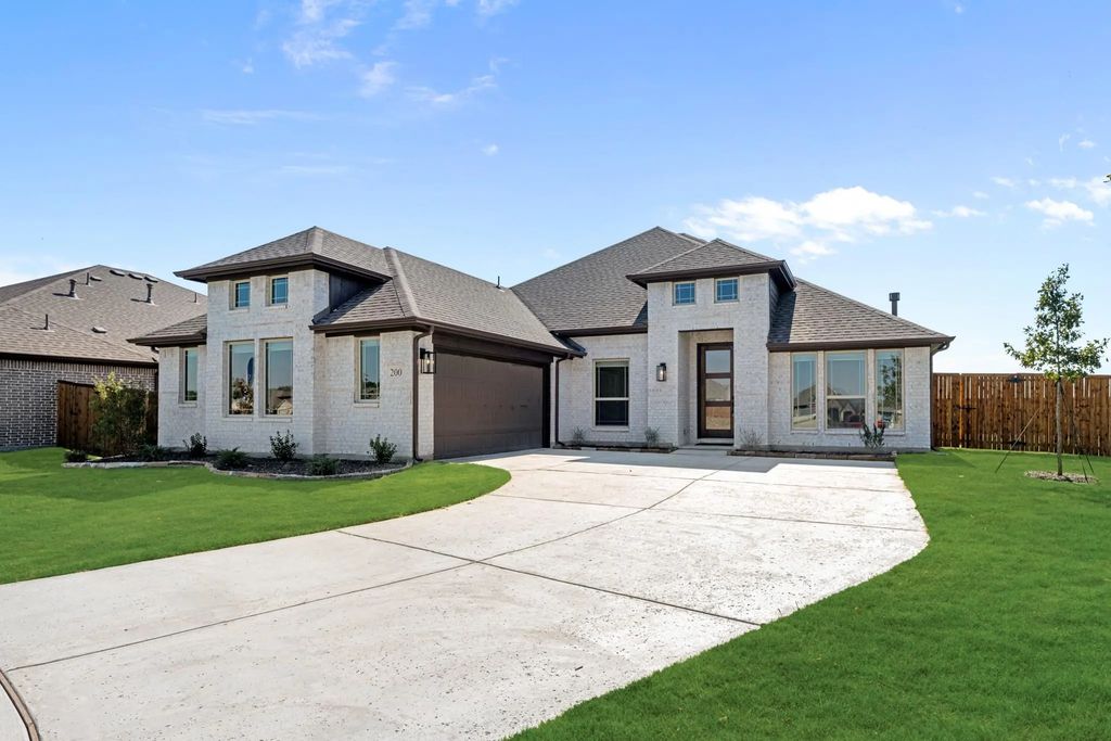 200 Eagle View Lane, Commerce