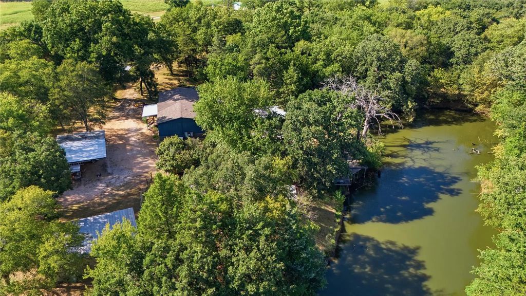 2869 Ranch Road, Whitesboro