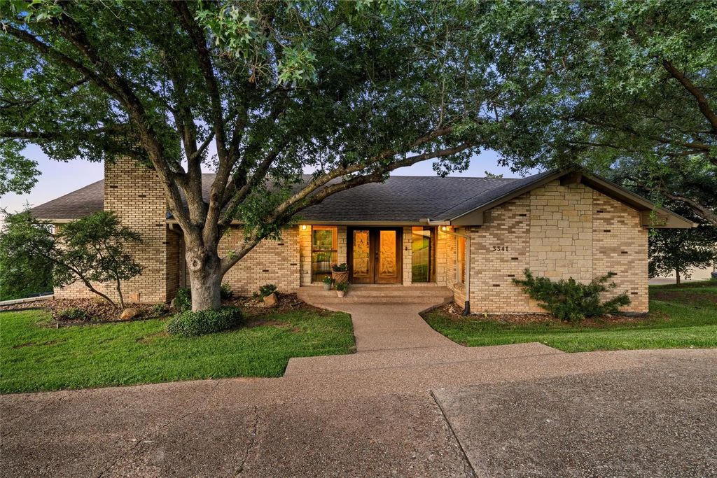 3341 North Ridge Drive, Waco