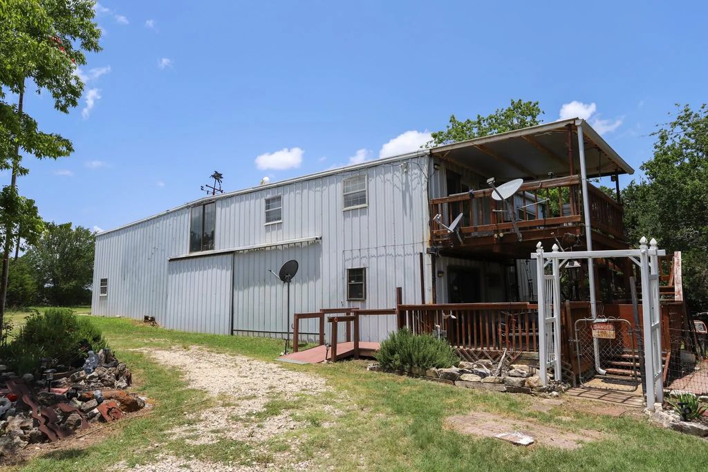 1246 Lifestyle Lane, McGregor