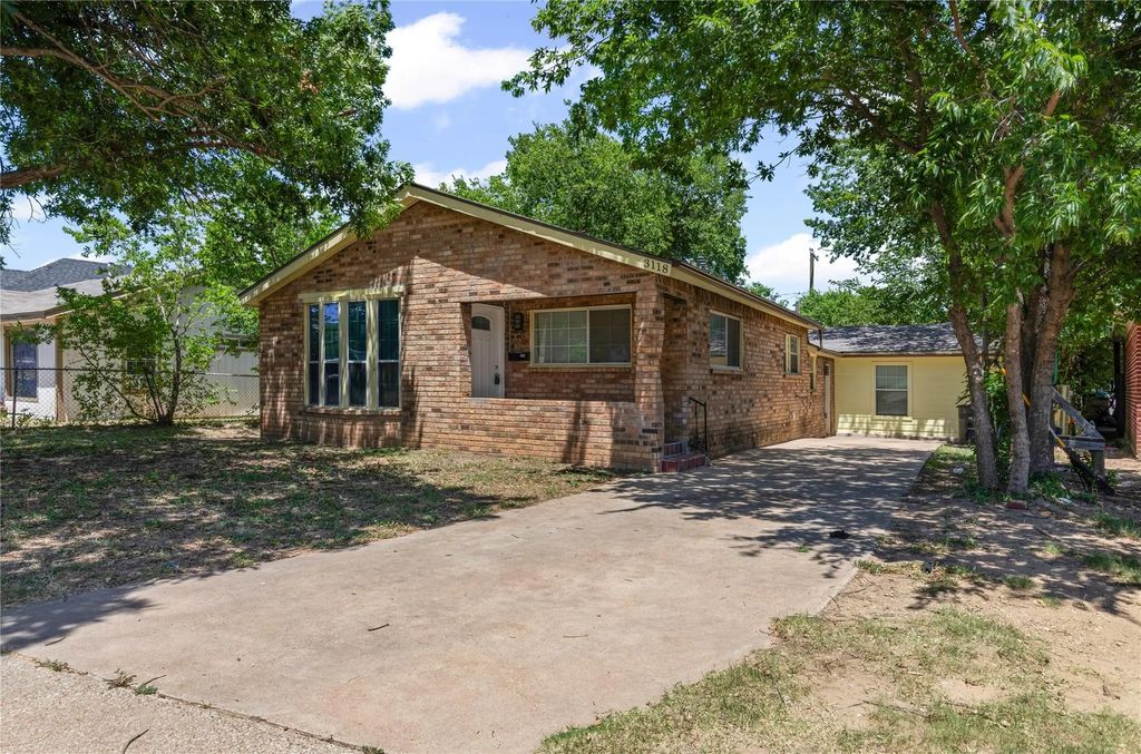 3118 Ross Avenue, Fort Worth
