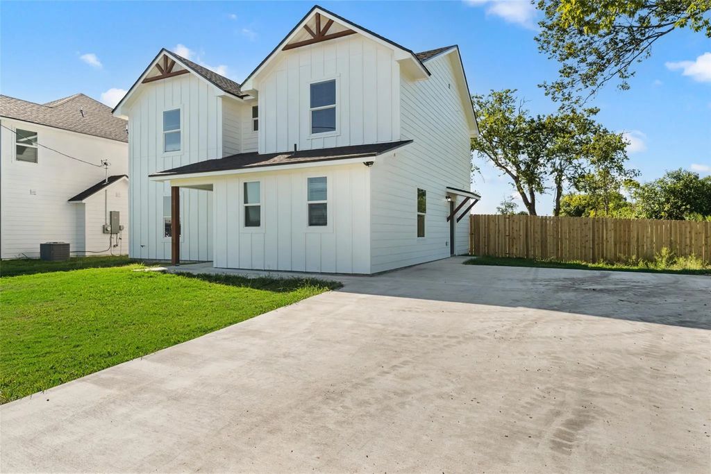 1717 Gurley Lane, Waco