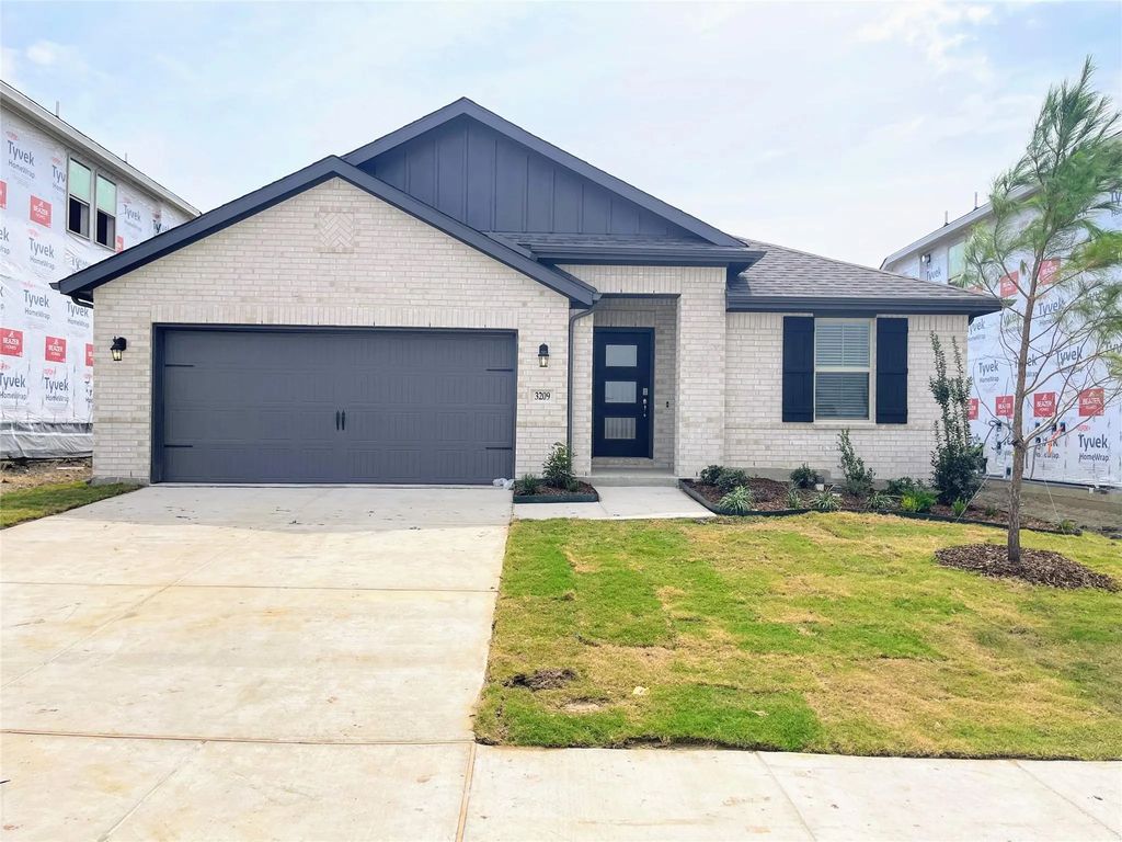 3209 Loftwood Lane, Anna