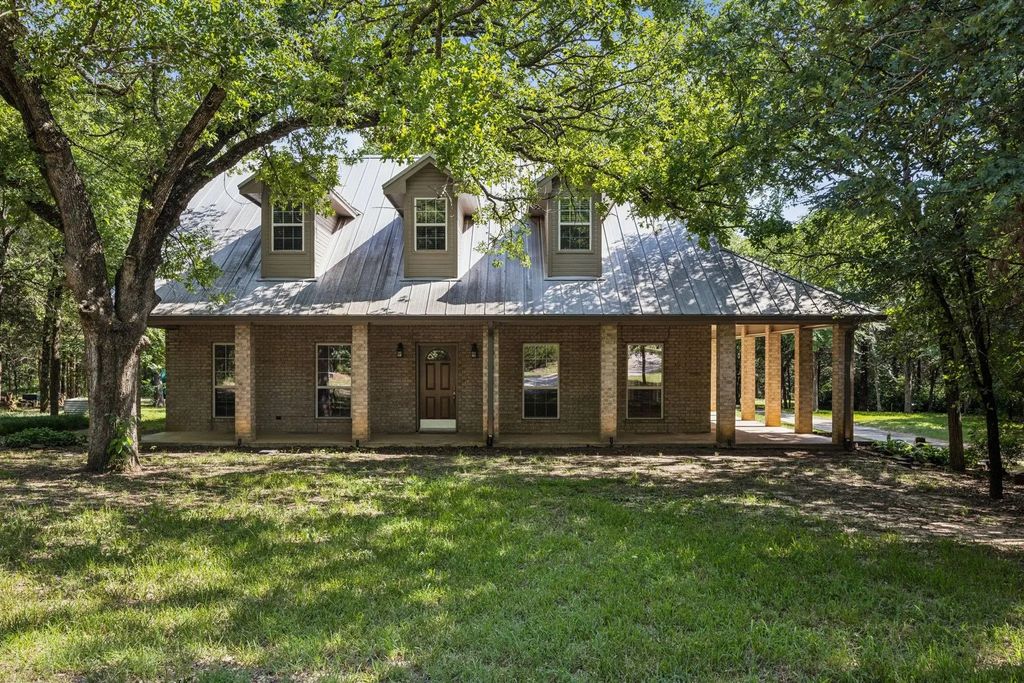 78 County Road 2256, Valley View