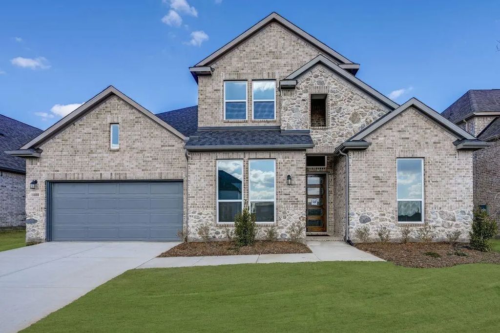 1800 Beech Ridge Drive, Northlake