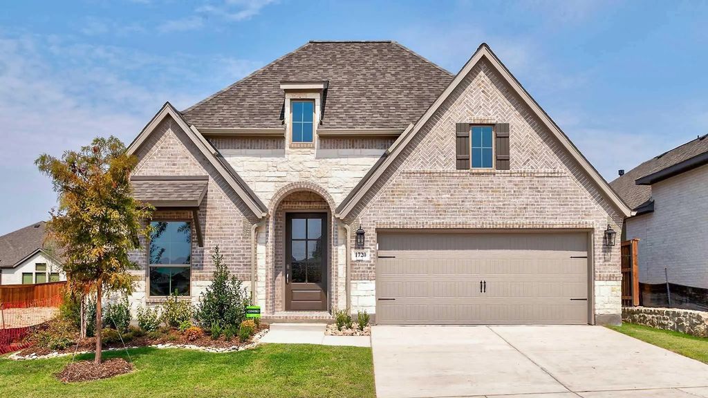 1720 Hillside Stroll Drive, Lavon