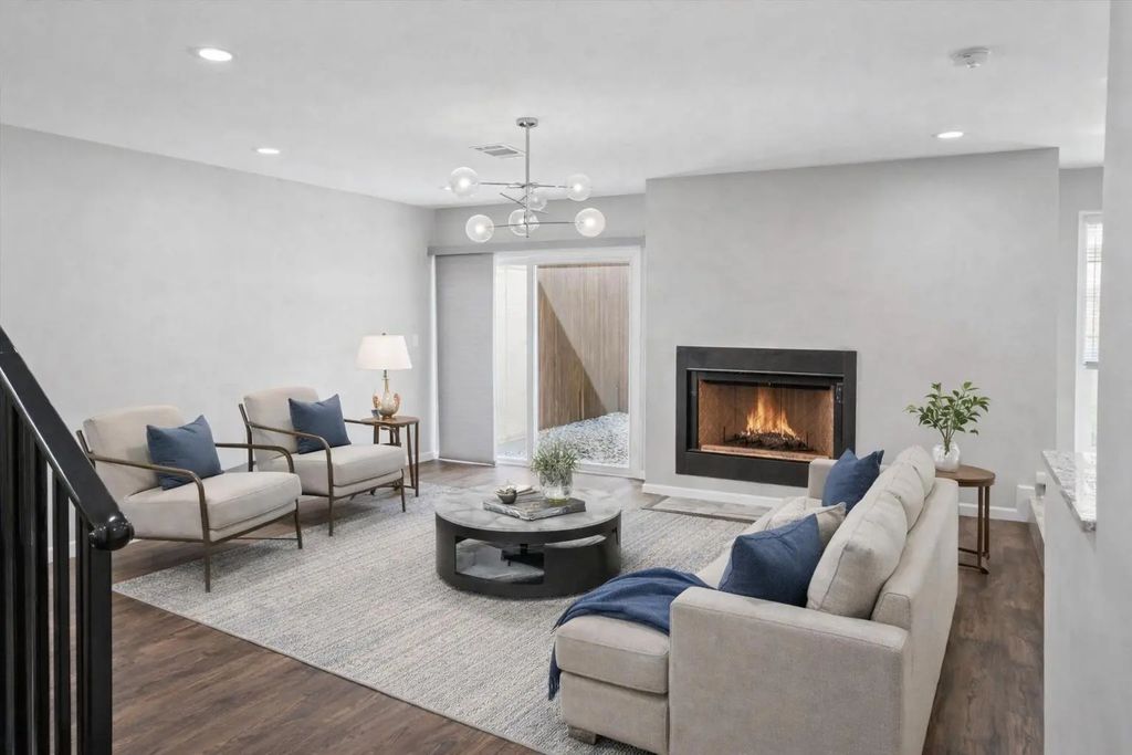 9228 Flickering Shadow Drive, Dallas