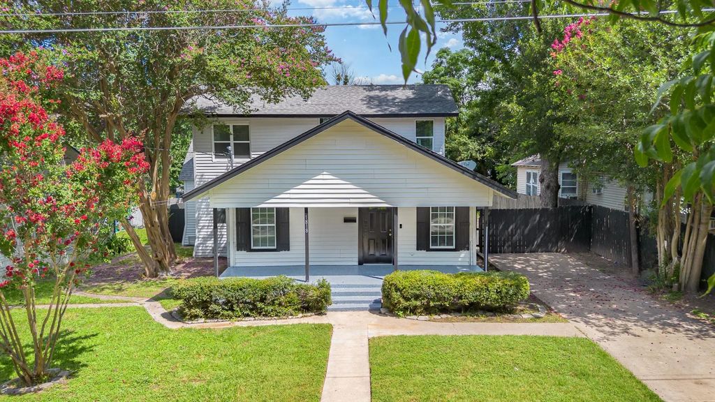 1818 W Park Avenue, Corsicana