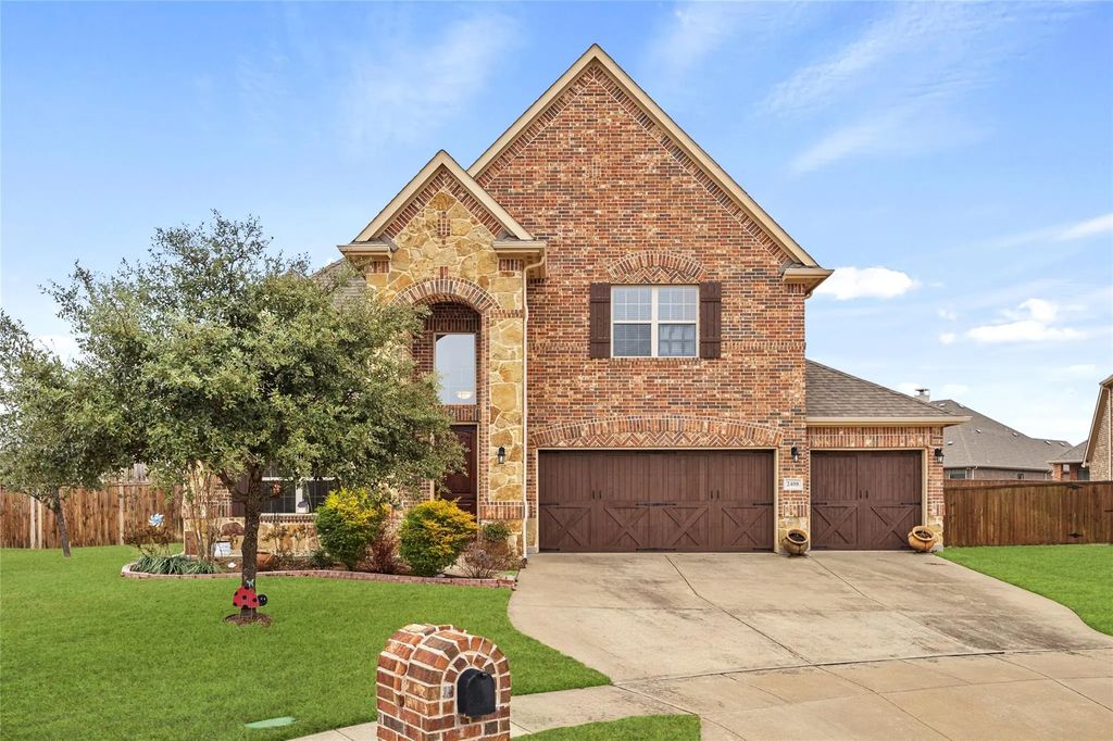 2408 Comal Court, Royse City