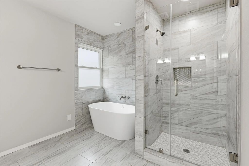 7316 Deville Drive, North Richland Hills