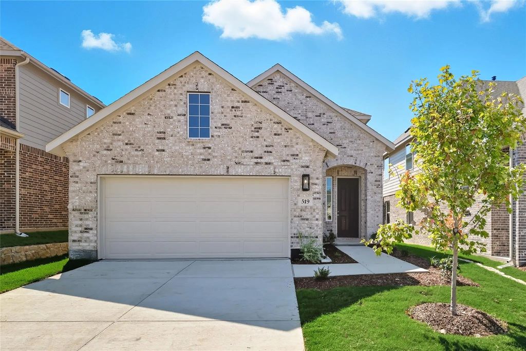 519 Martell Road, Lowry Crossing