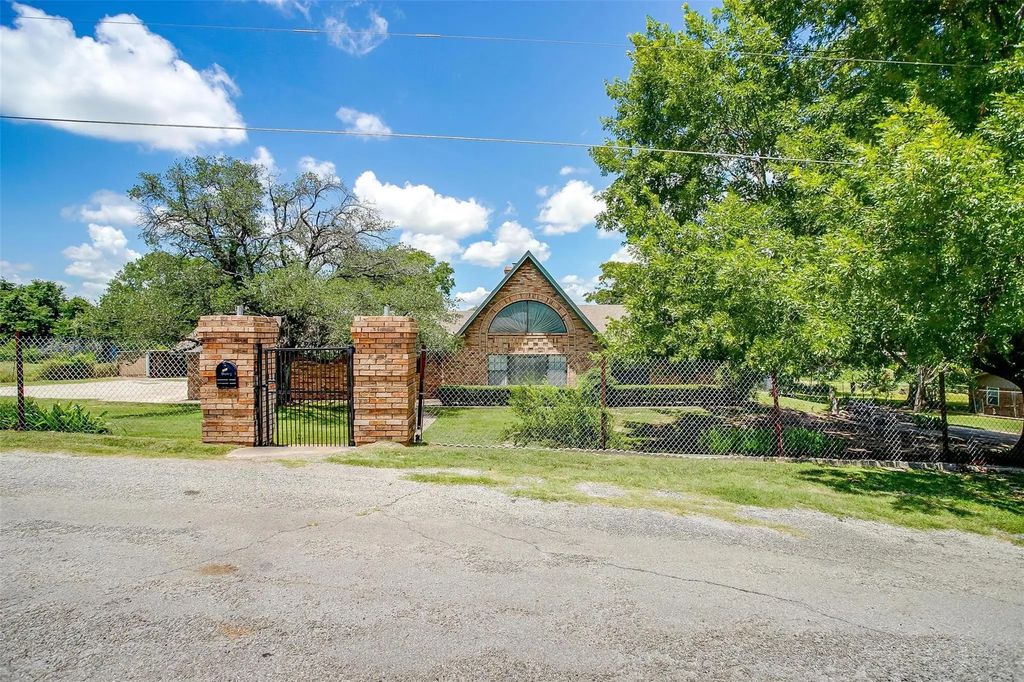 124 Candleridge Court, Weatherford