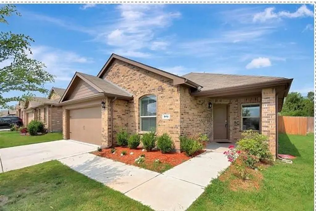 945 Loftin Street, Crowley