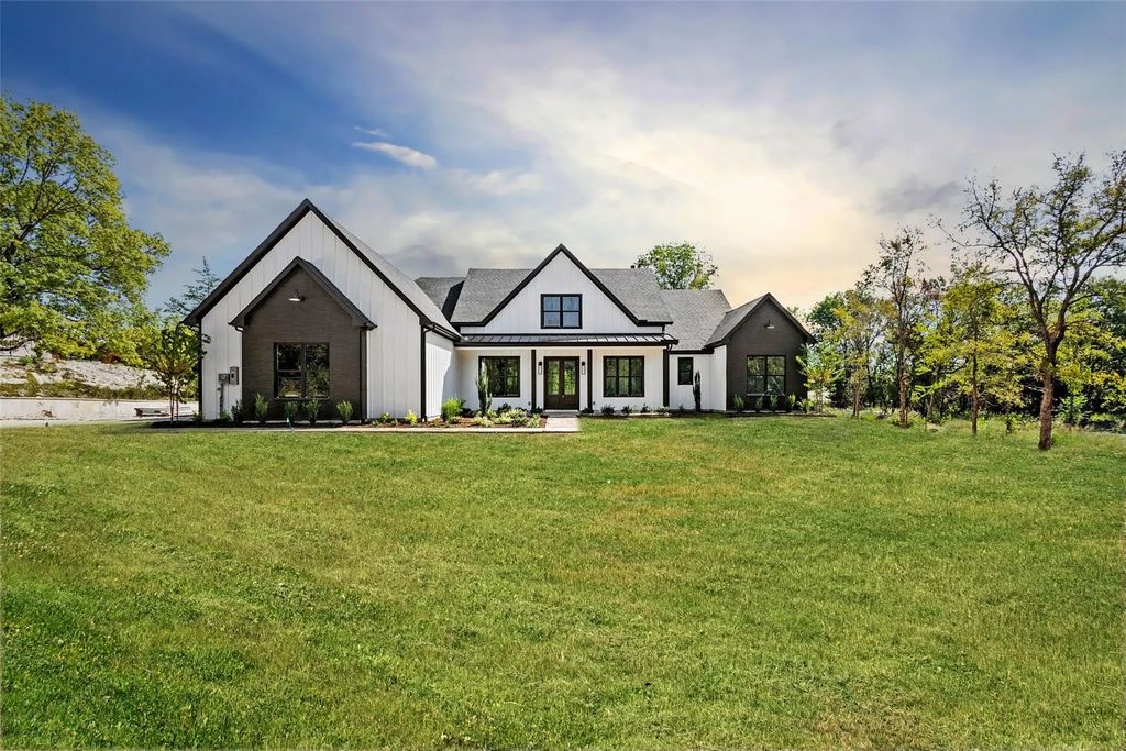 1418 Oak Hill Drive, Van Alstyne