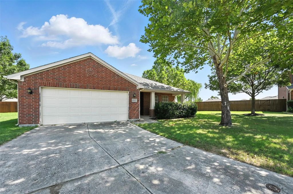 4312 Ridgewood Road, Melissa