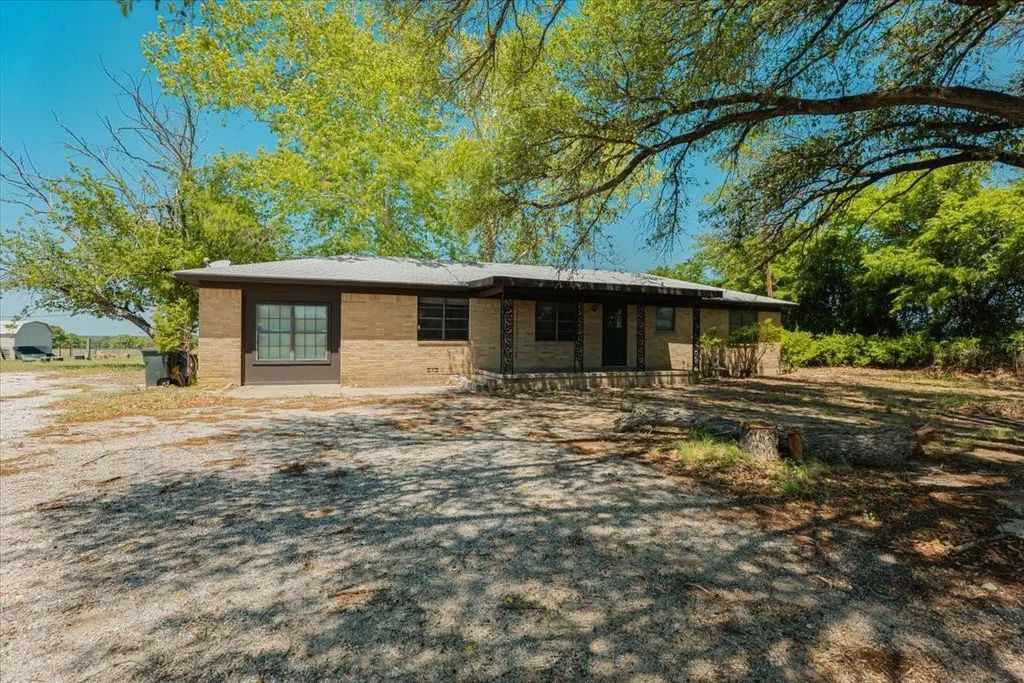 306 Grindstone Road, Brock