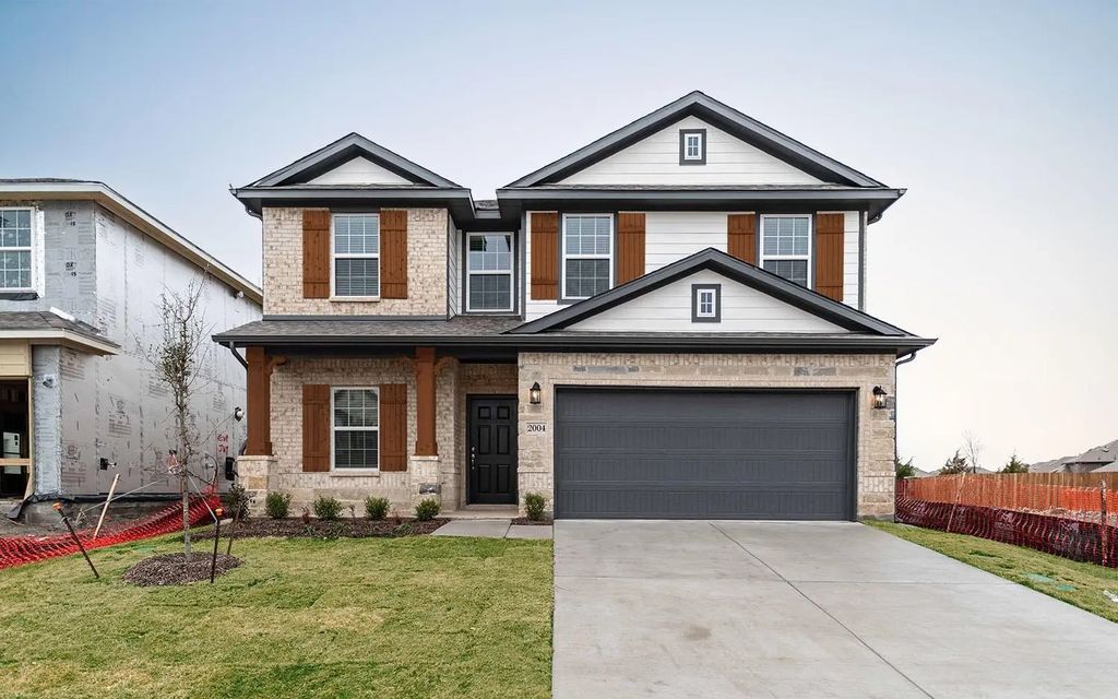2004 Placerville Street, Forney