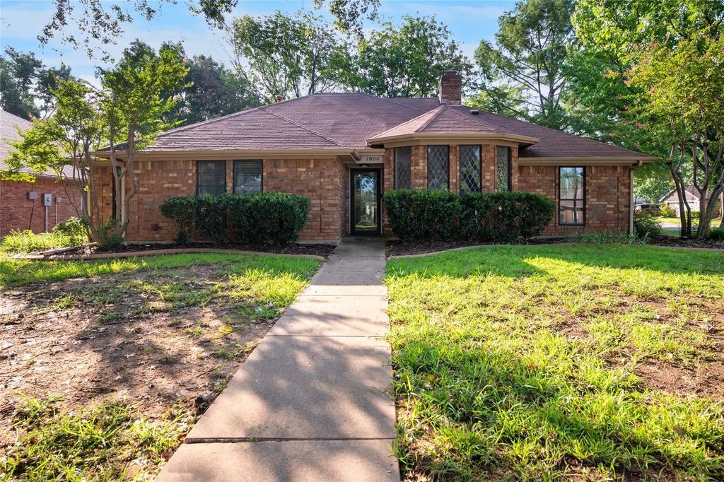 1650 Hyland Greens Drive, Grapevine