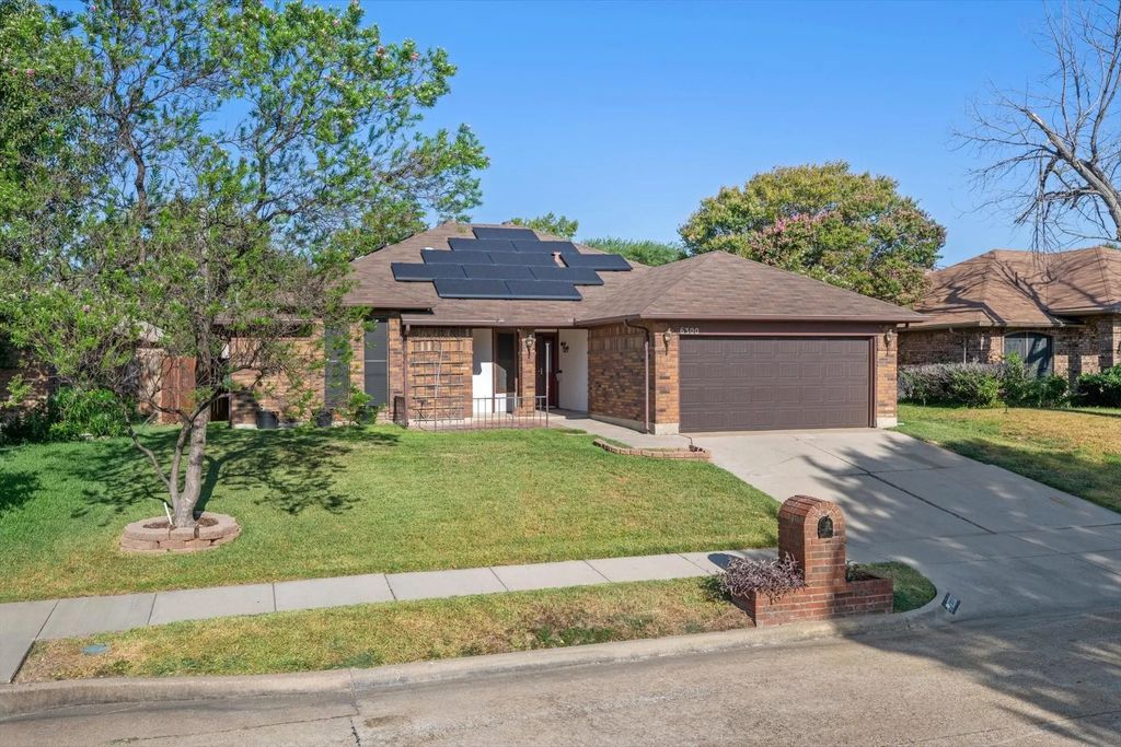 6300 Aires Drive, Arlington