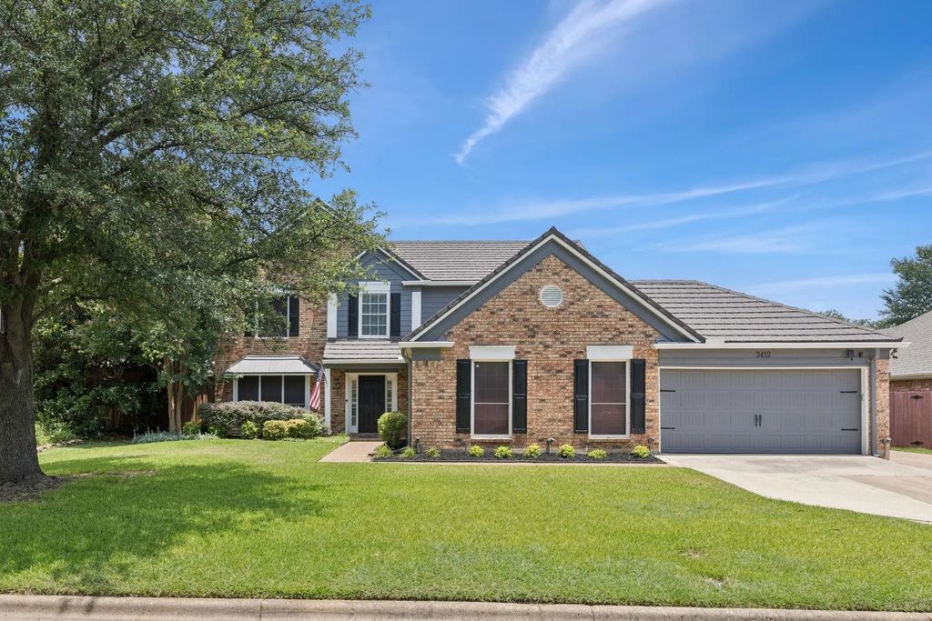 3412 Glade Creek, Hurst