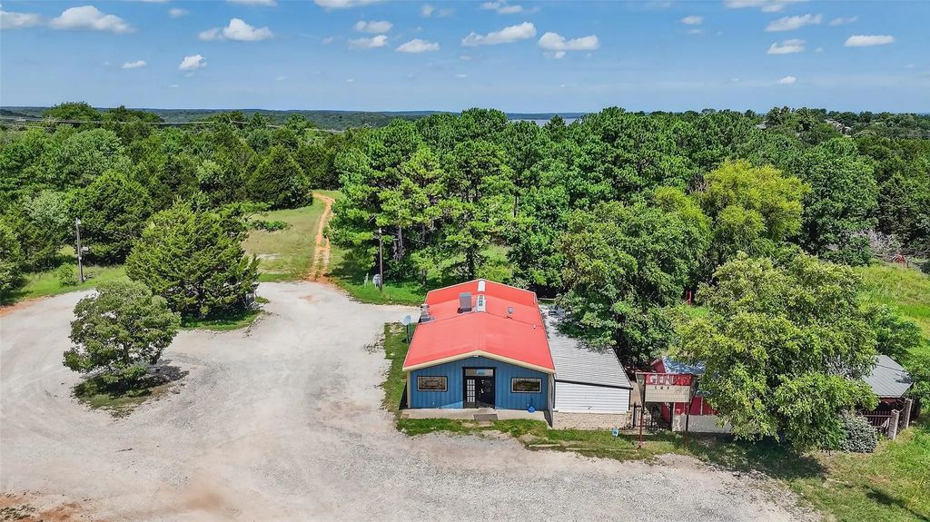 31083 Us Highway 377, Gordonville
