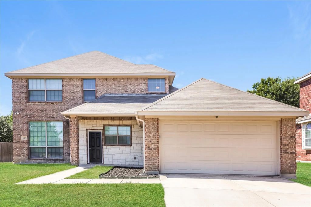 1229 Granada Drive, DeSoto