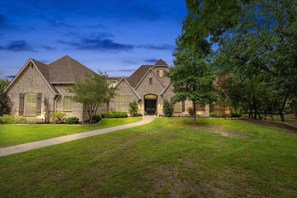 1704 White Road, Heath