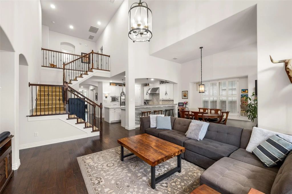 7313 Bright Water Road, Fort Worth