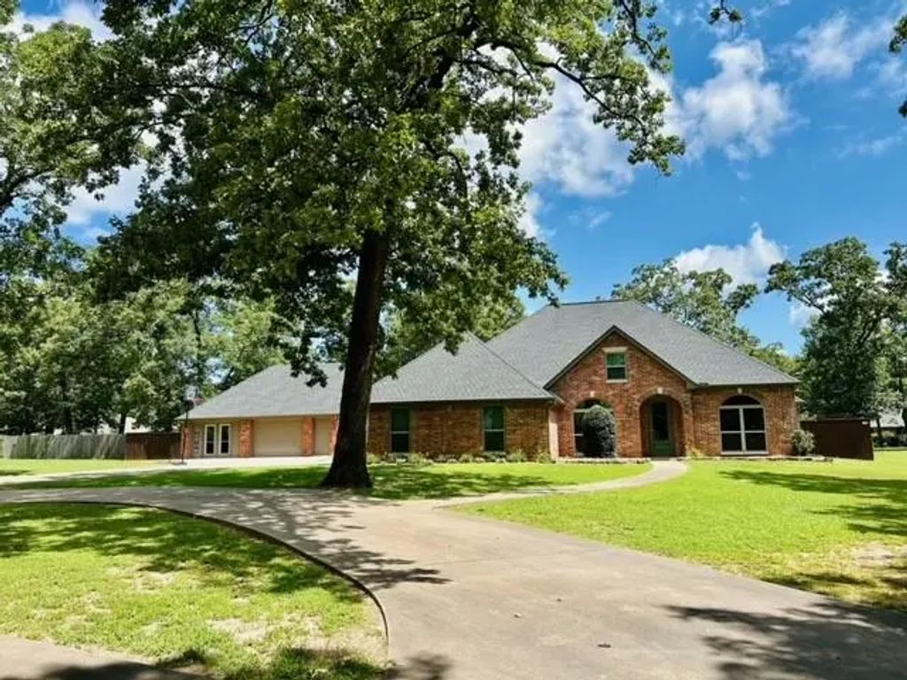 232 Wooded Hills Dr., Powderly