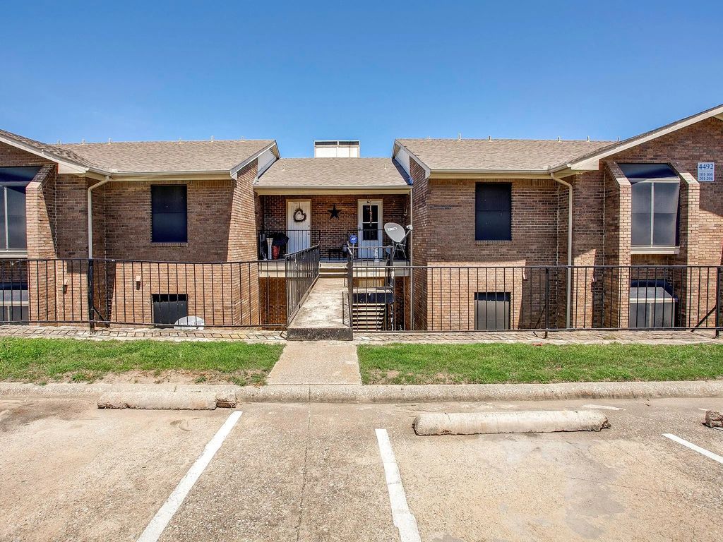 4492 Chaha Road 102, Garland