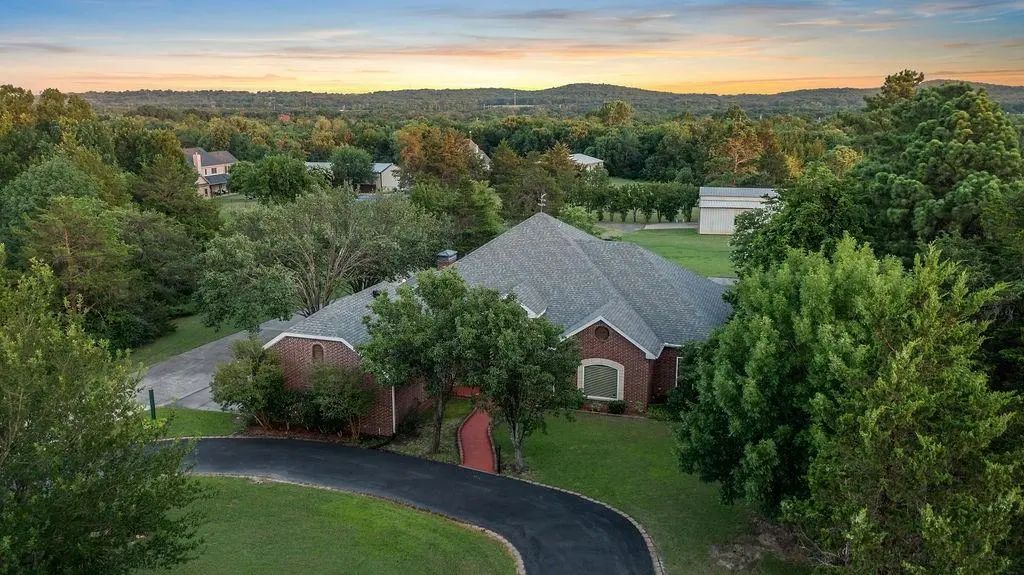 106 Glenwood Drive, Denison