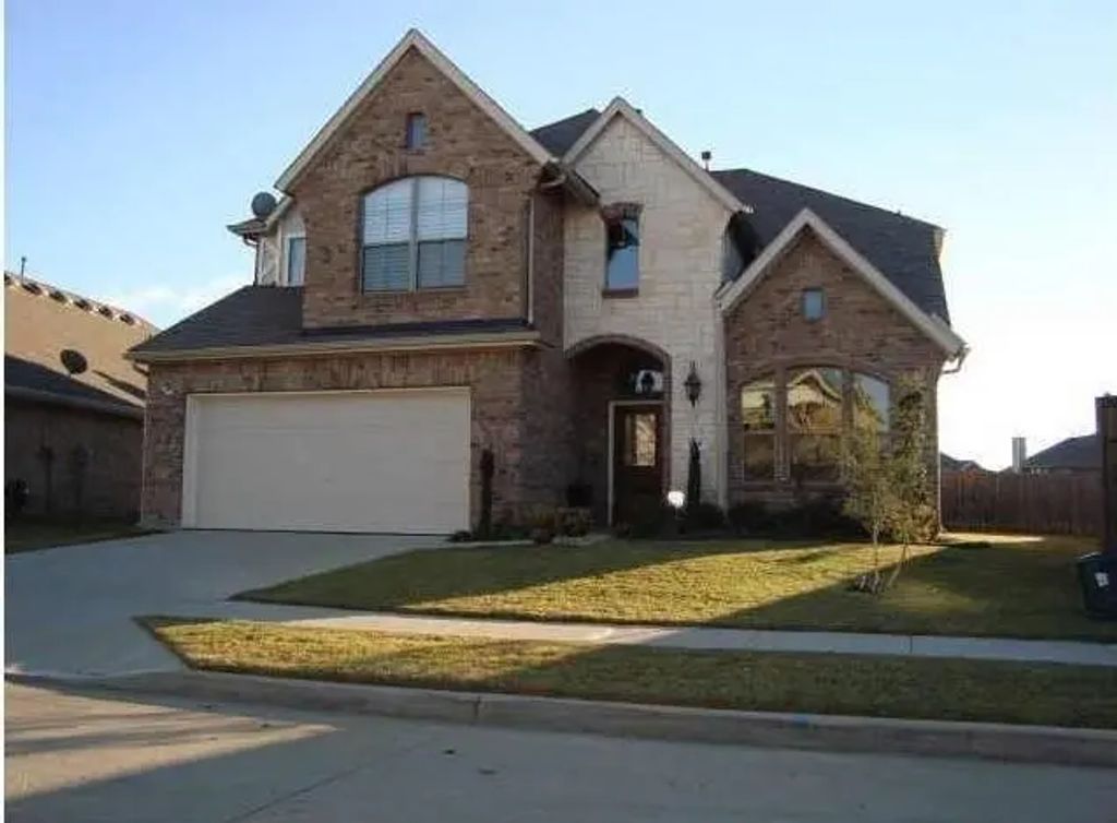 808 Lake Forest Trail, Little Elm