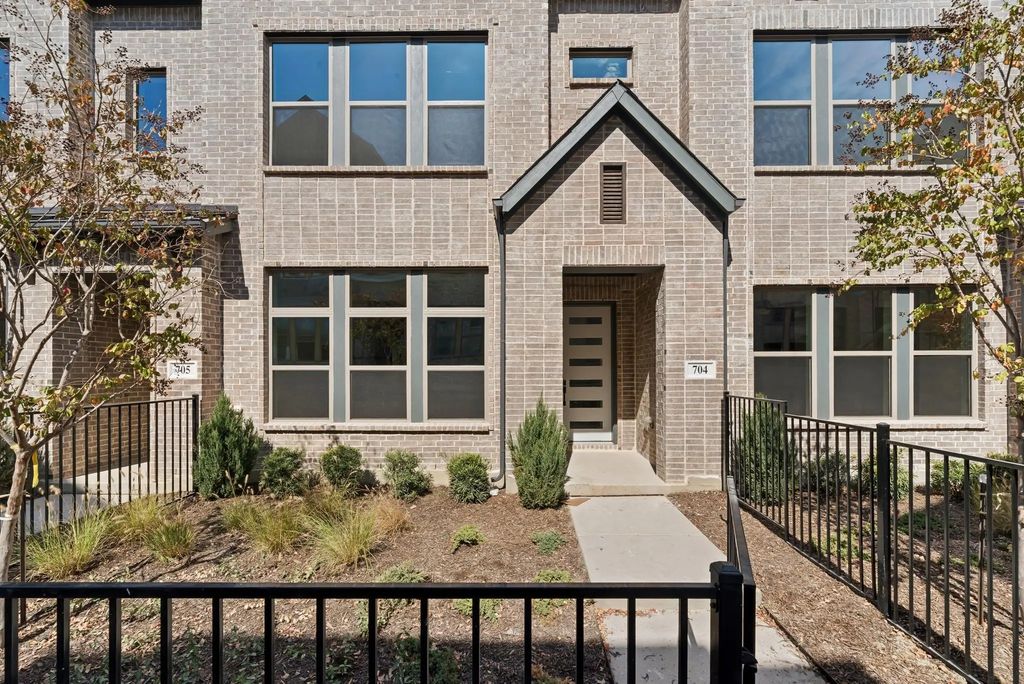 4839 Fuller Court 704, Irving