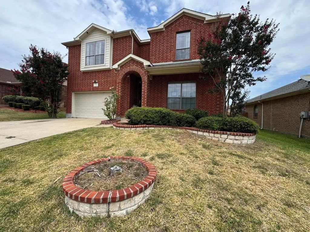 1114 Sunderland Court, Fort Worth
