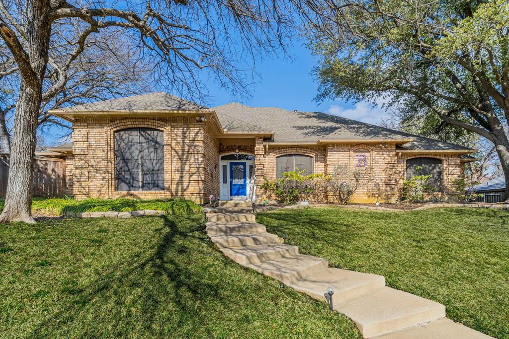 5609 Euclid Drive, Arlington