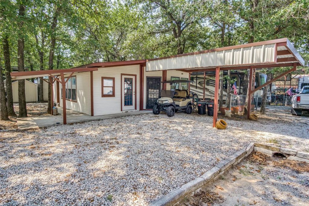 5709 Campfire Lane, Granbury