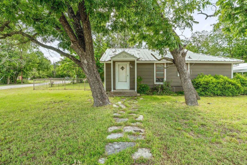 400 S Pecan Street, Hamilton